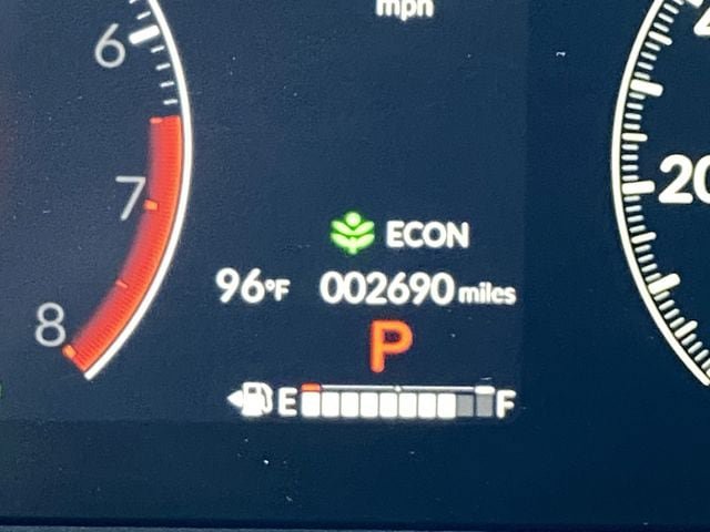 Used 2025 Honda Pilot EX-L image 36