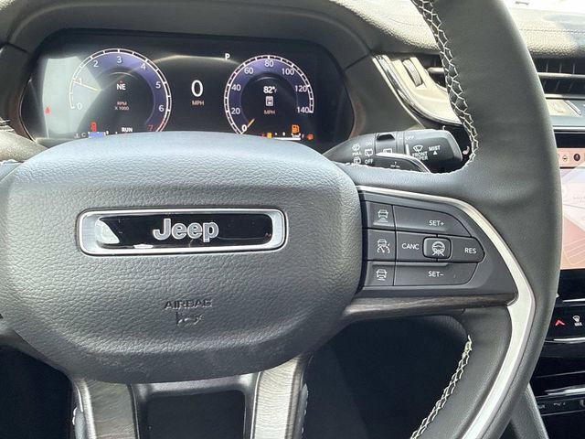 New 2026 Jeep Grand Cherokee L Limited RWD image 17