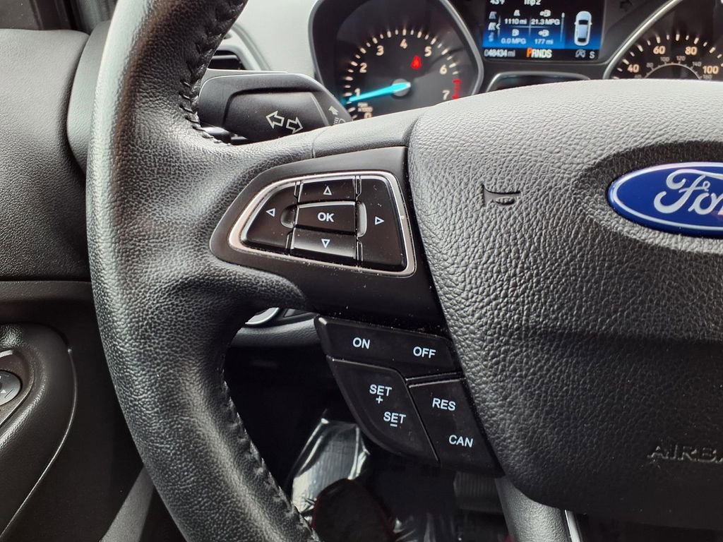 Used 2019 Ford Escape SEL image 22