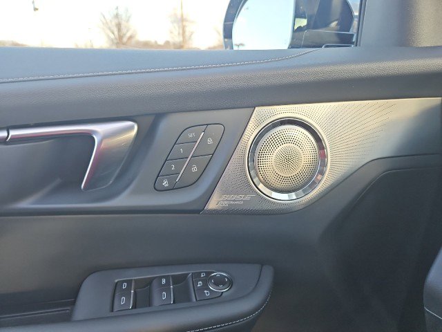 New 2026 Buick Enclave Avenir image 9