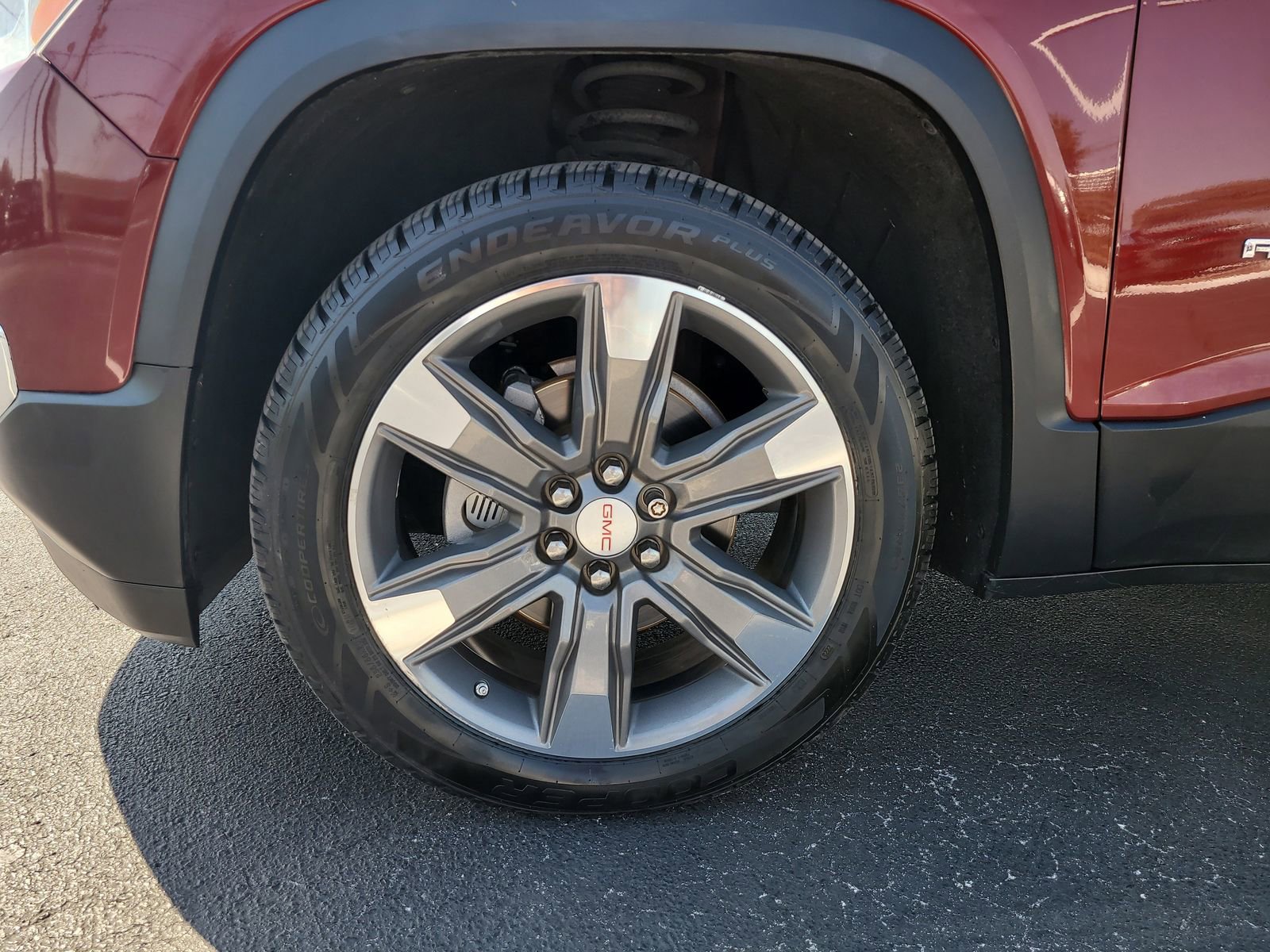 Used 2018 GMC Acadia SLT image 9