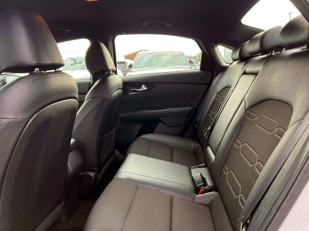 Used 2021 Kia Forte GT-Line image 12