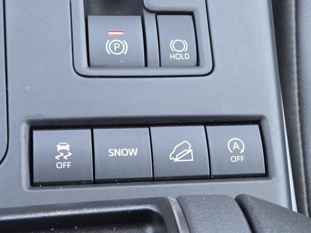 Used 2022 Toyota Highlander XLE AWD/4WD image 10
