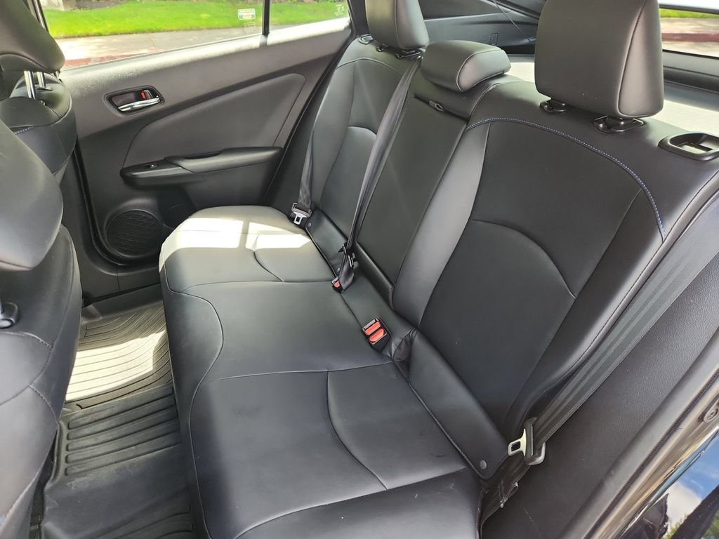 Used 2016 Toyota Prius Three Touring FWD image 22