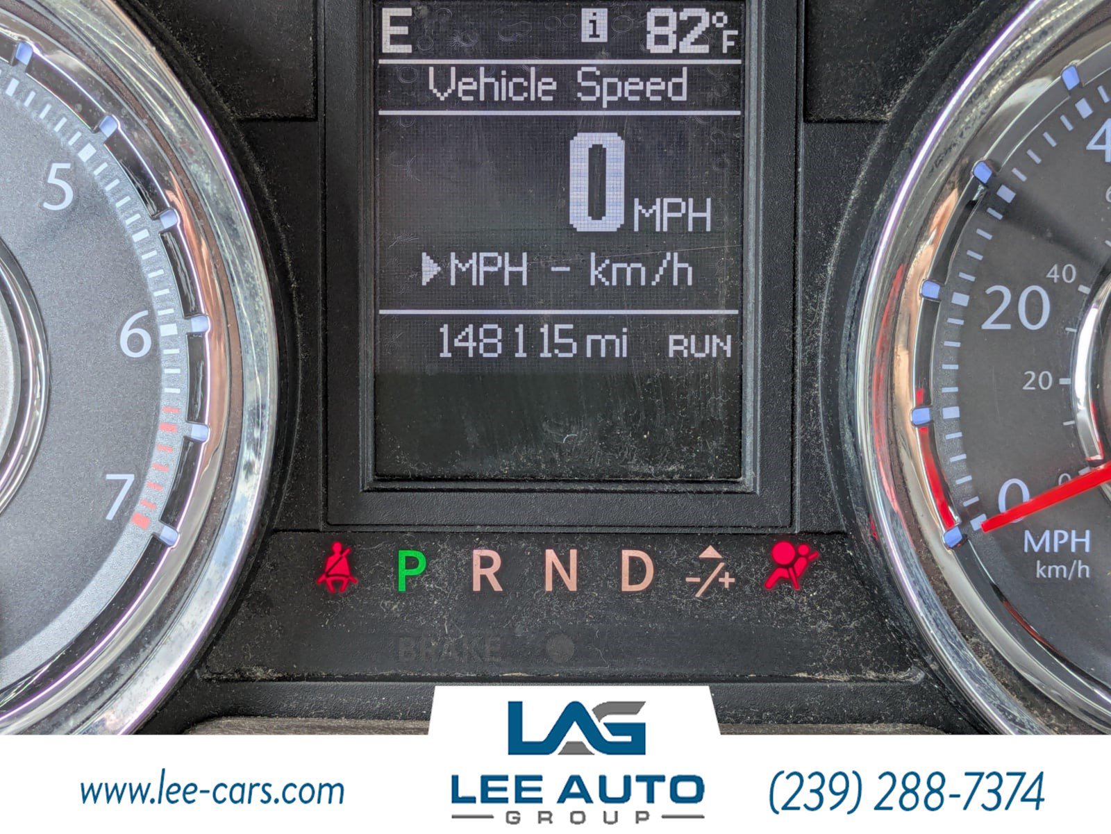 Used 2014 Chrysler Town & Country Touring w/ Driver Convenience Group FWD image 24