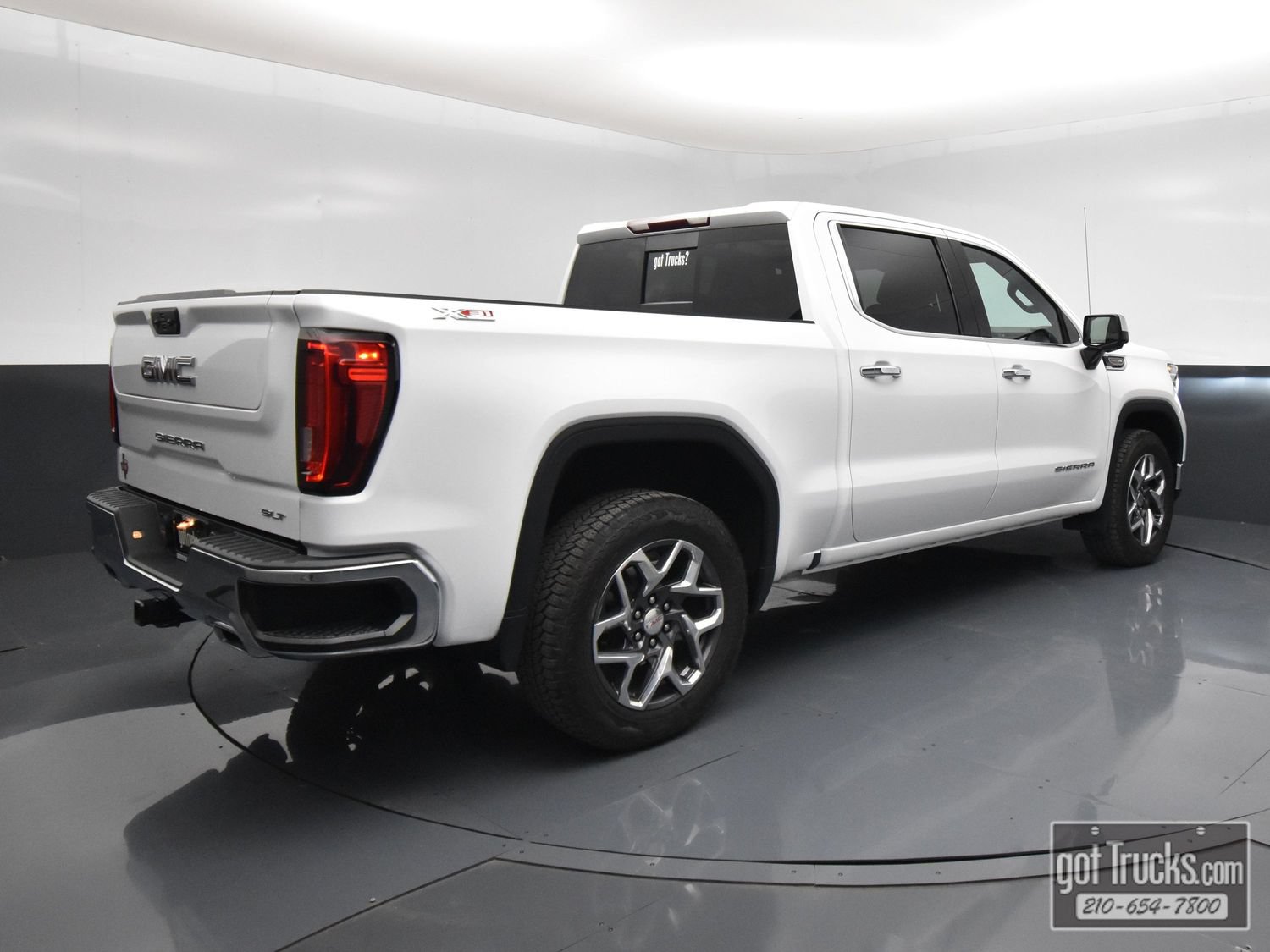 Used 2023 GMC Sierra 1500 SLT w/ SLT Premium Package AWD/4WD image 49