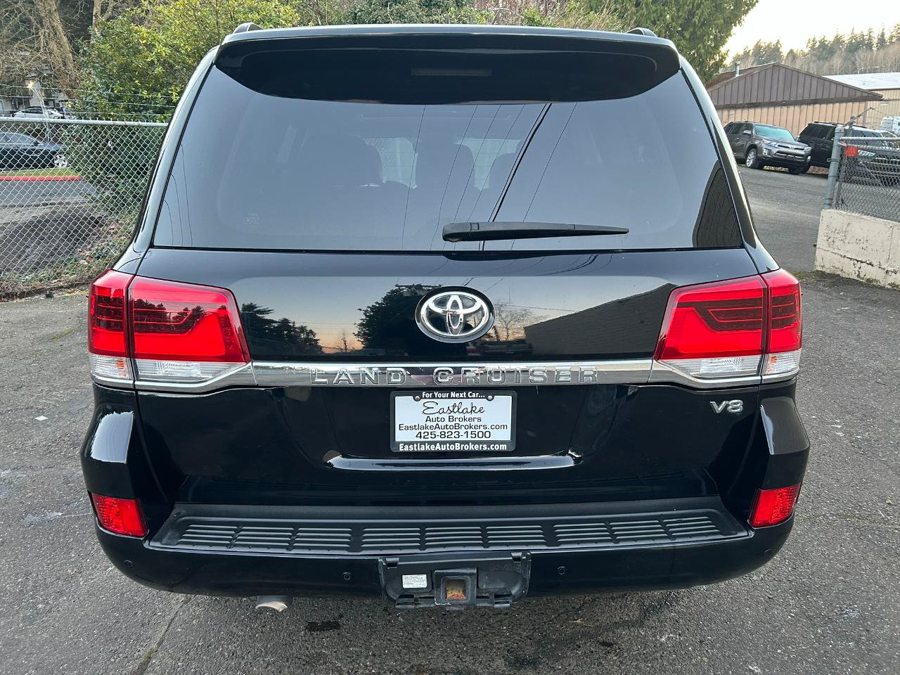 Used 2016 Toyota Land Cruiser AWD/4WD image 6