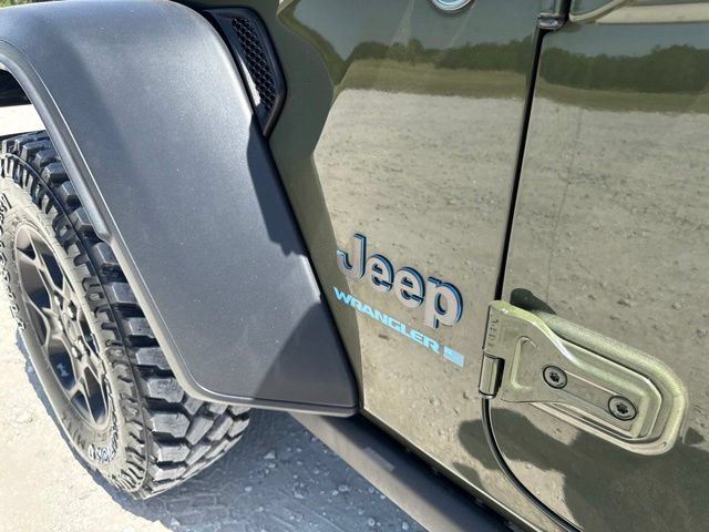 Used 2023 Jeep Wrangler Unlimited AWD/4WD image 10