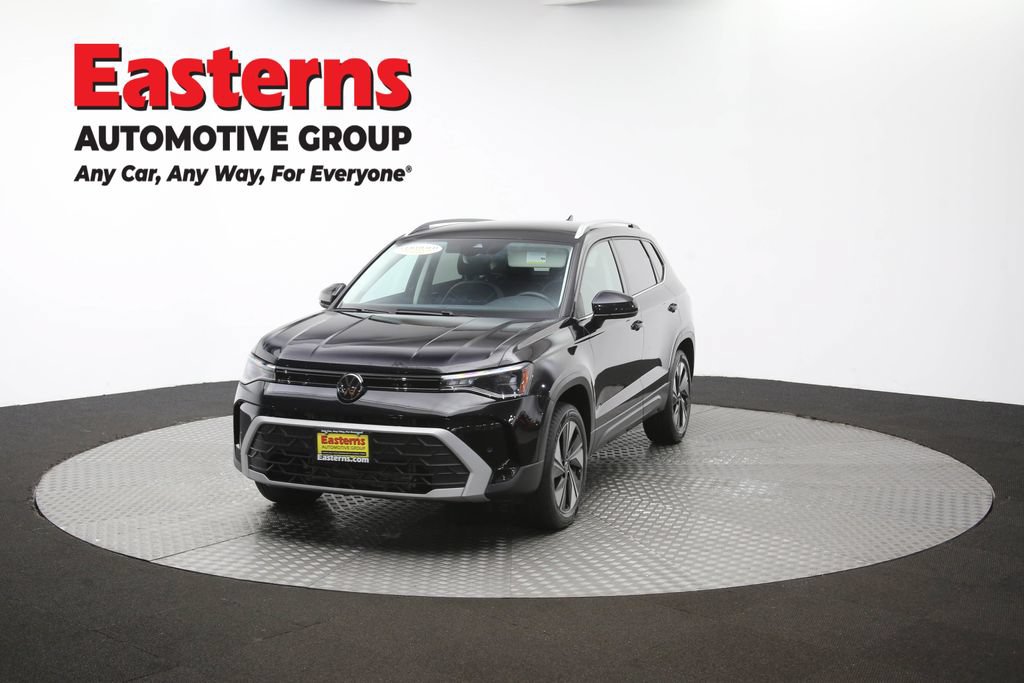 Used 2025 Volkswagen Taos SE AWD/4WD image 54