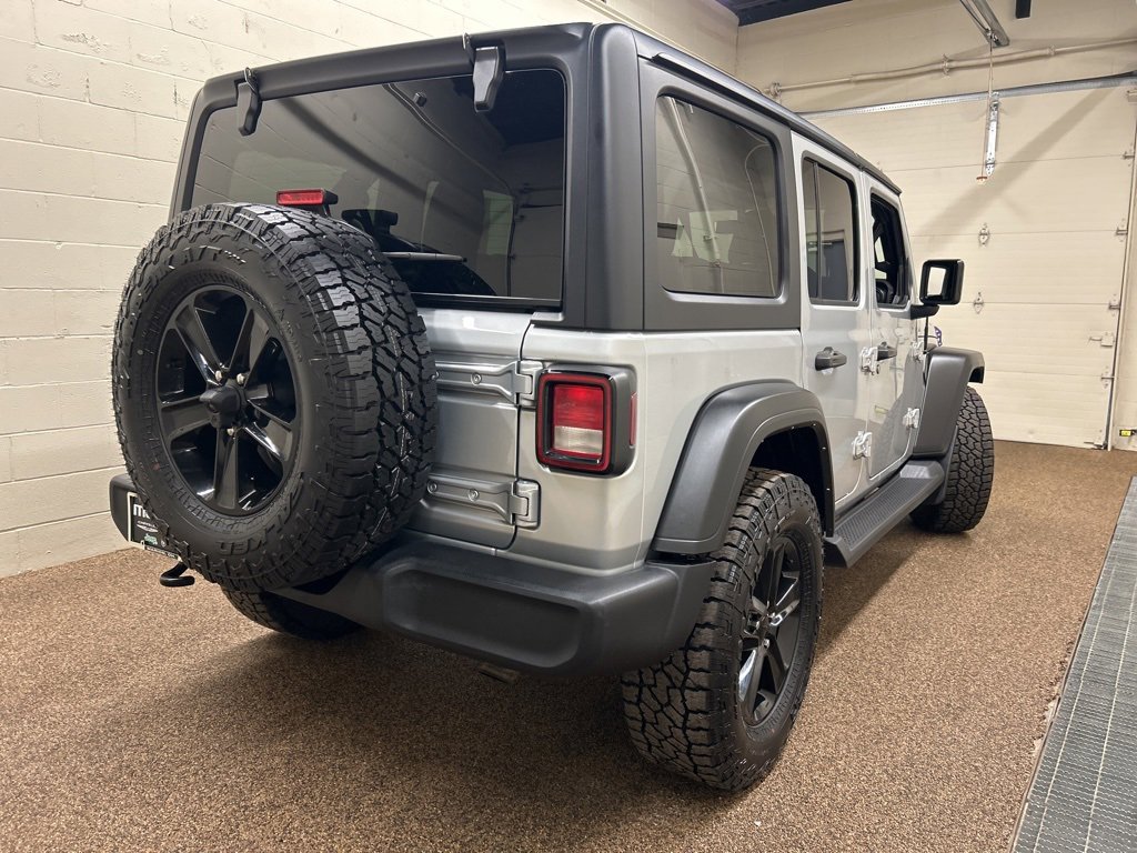Used 2022 Jeep Wrangler Unlimited Sport image 2