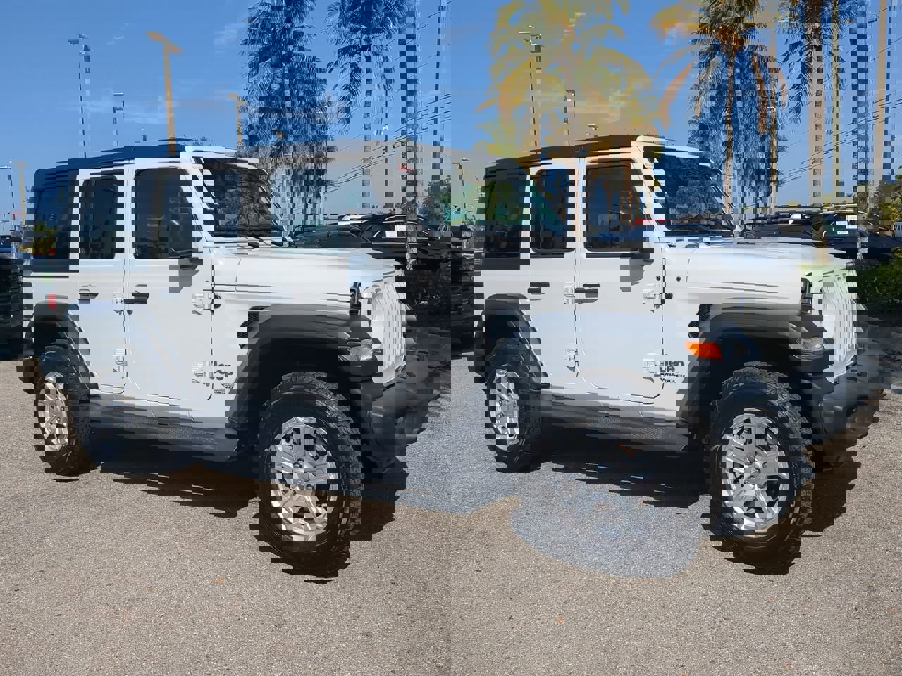 Used 2020 Jeep Wrangler Unlimited Sport S image 2