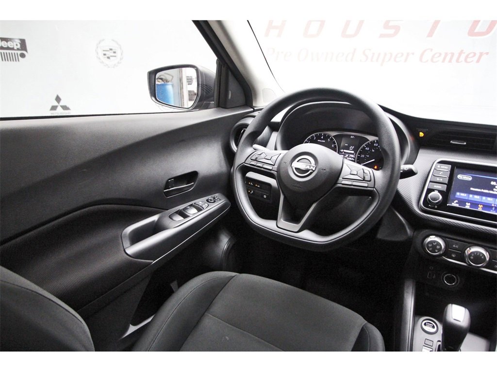 Used 2025 Nissan Kicks Play S image 6