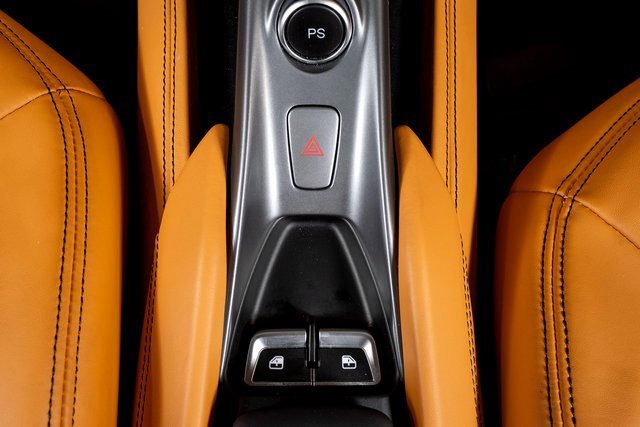 Used 2020 Ferrari F8 Tributo image 40