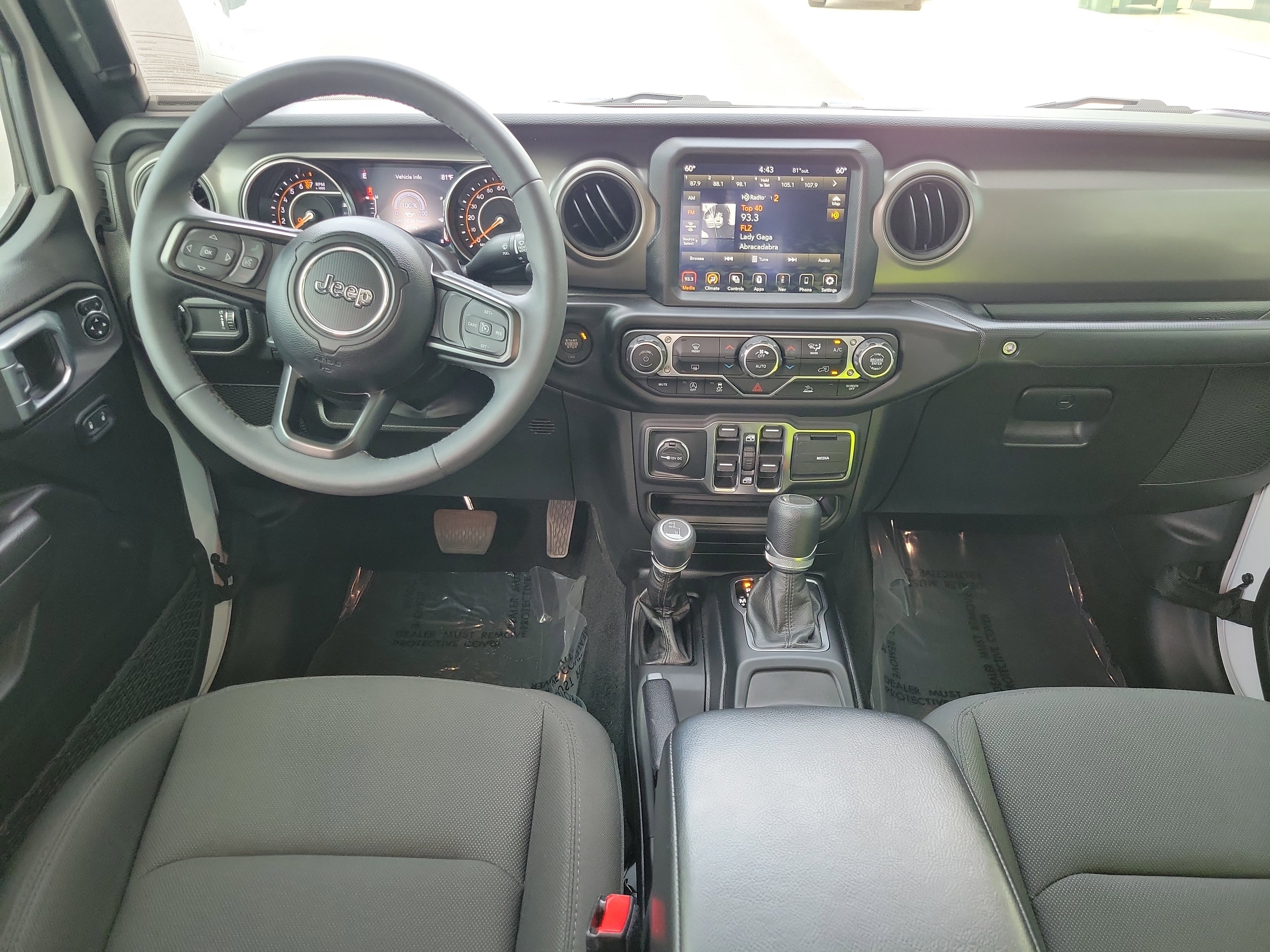 Used 2023 Jeep Gladiator Willys image 13