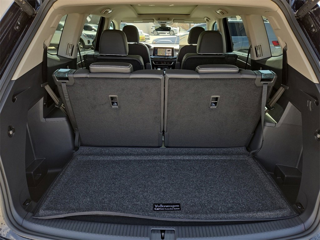 New 2025 Volkswagen Atlas SEL Premium R-Line image 14