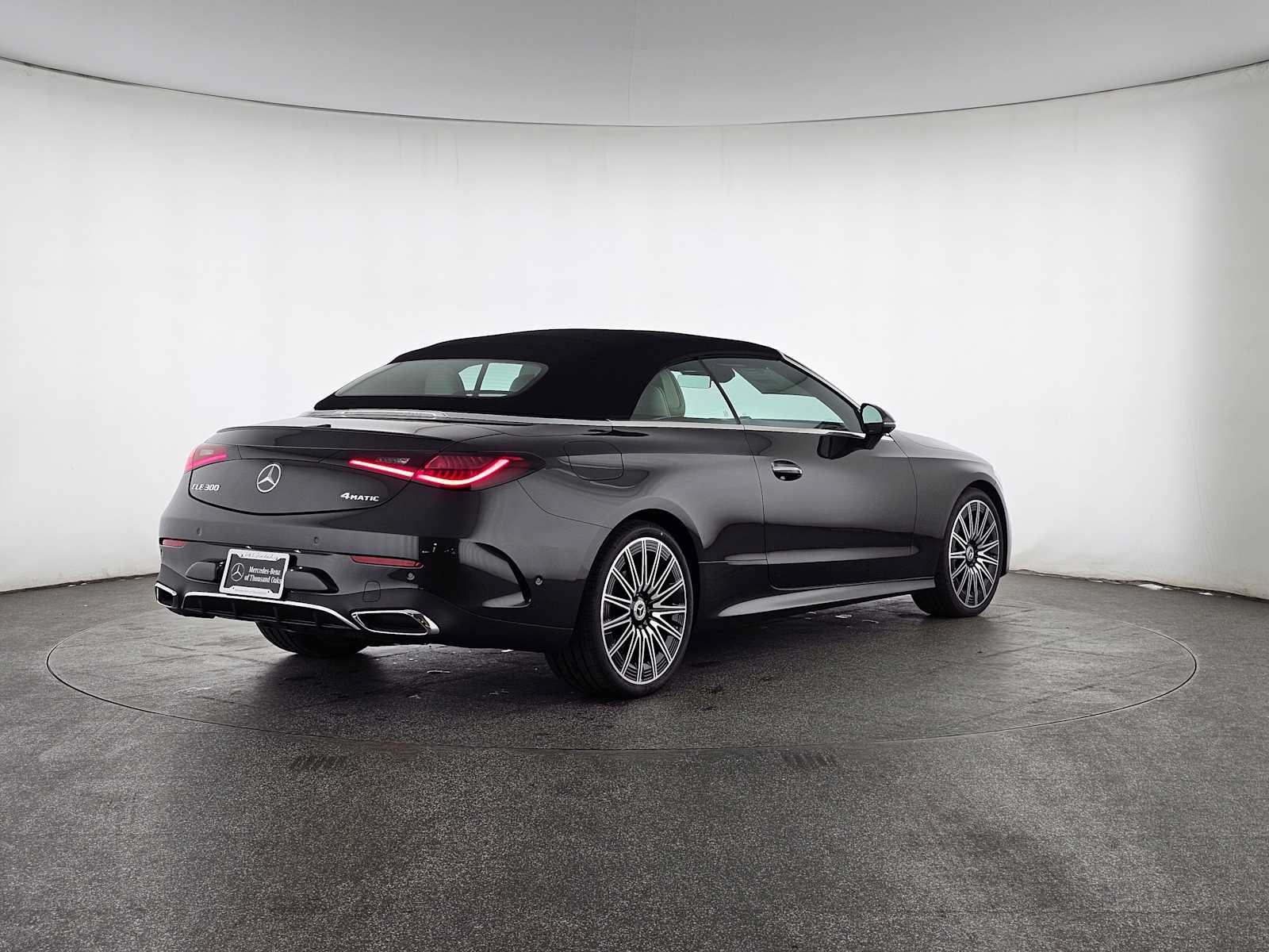 New 2026 Mercedes-Benz CLE 300 4MATIC Cabriolet image 3