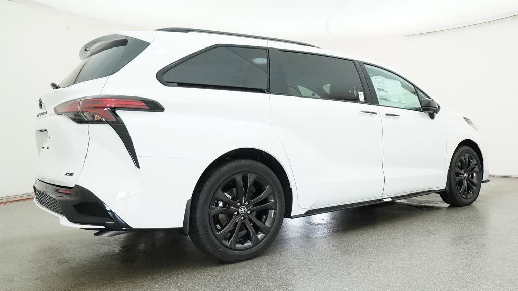 New 2026 Toyota Sienna XSE FWD image 28