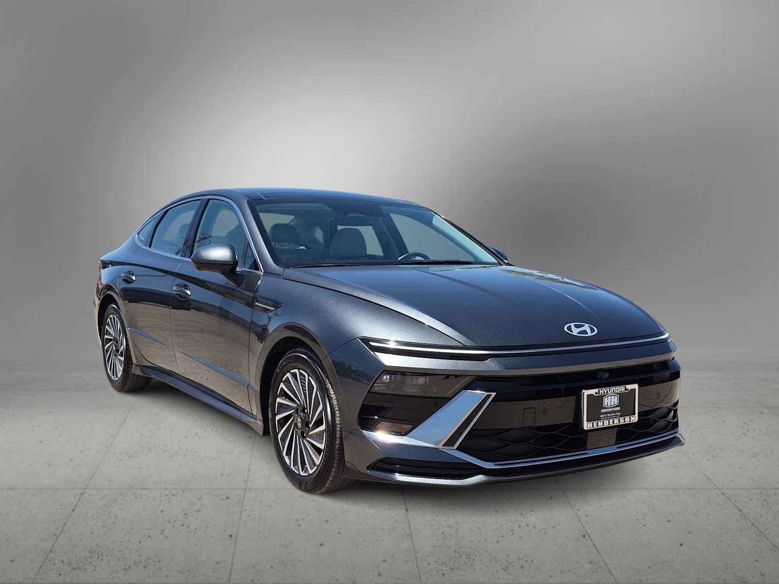 Certified 2025 Hyundai Sonata Limited FWD image 2
