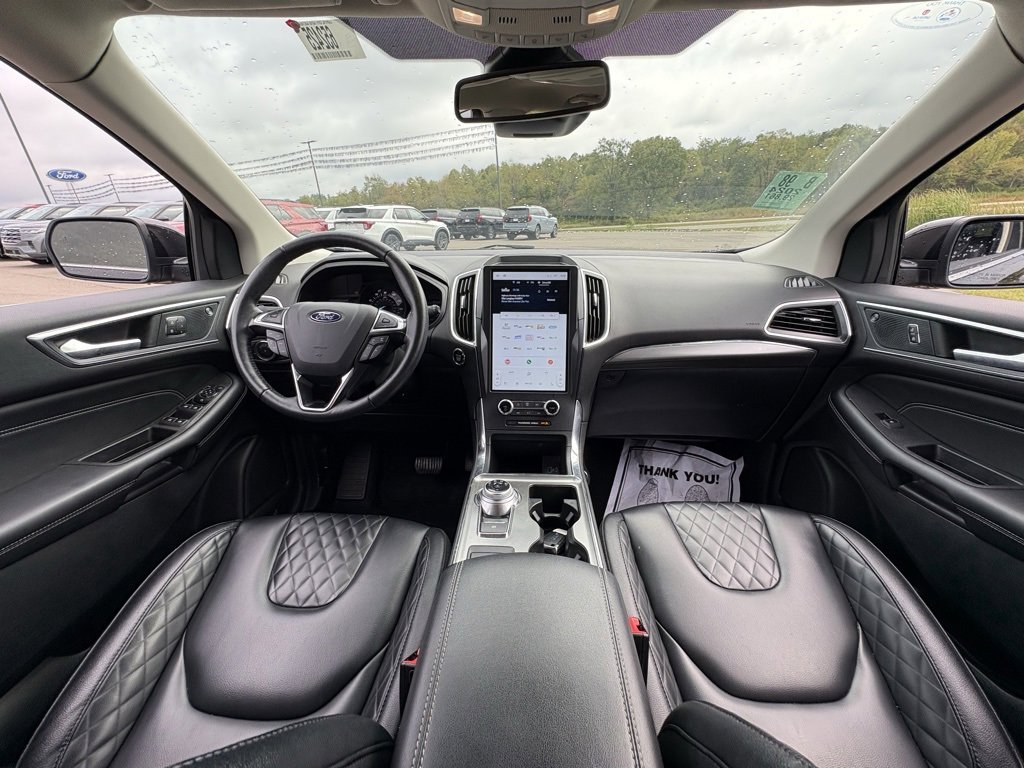 Used 2024 Ford Edge Titanium image 27