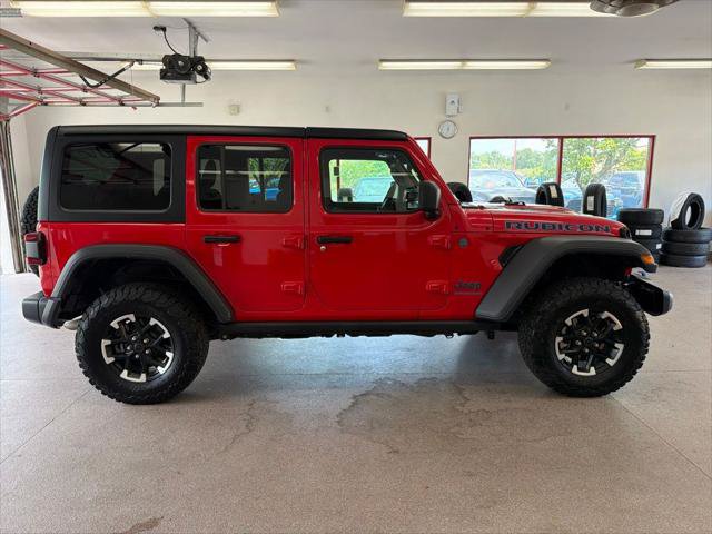 Certified 2025 Jeep Wrangler Unlimited Rubicon 4xe w/ Convenience Group AWD/4WD image 30