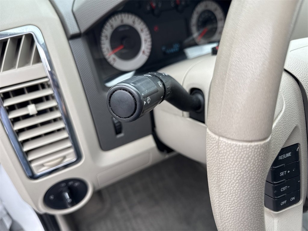 Used 2008 MAZDA Tribute i w/ Cargo Area Cover Pkg image 22