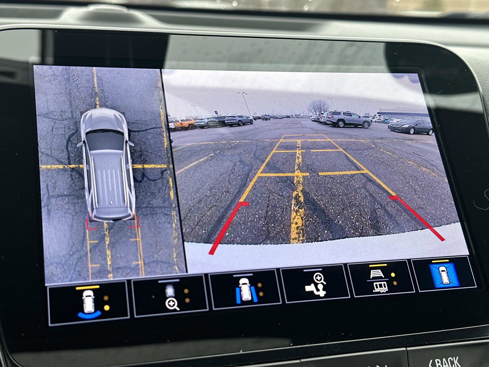 Certified 2023 Chevrolet Equinox Premier image 30