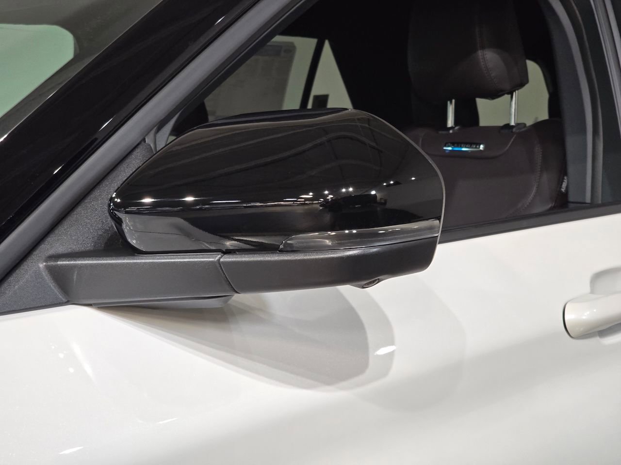 New 2026 Ford Explorer Platinum image 16