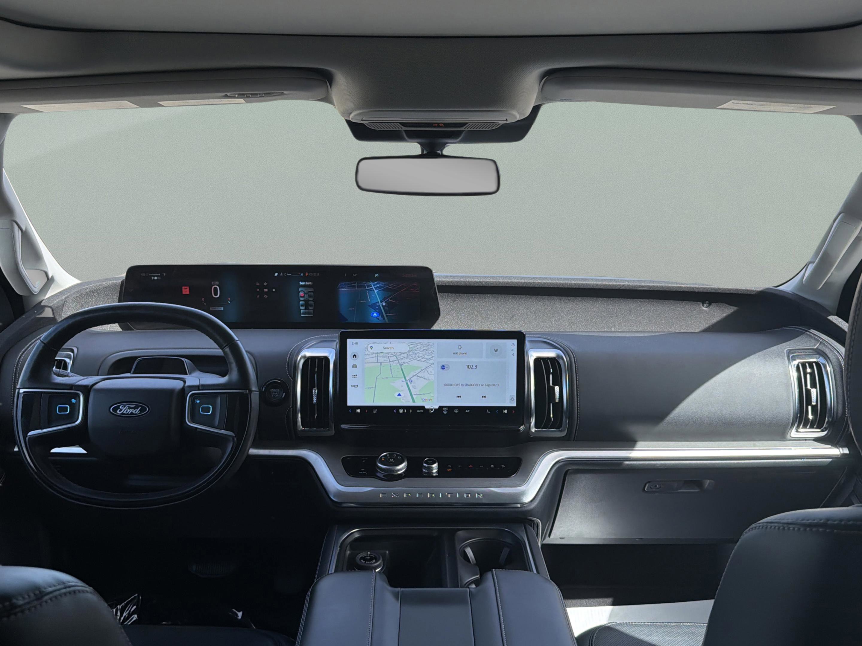 Used 2025 Ford Expedition Platinum image 13