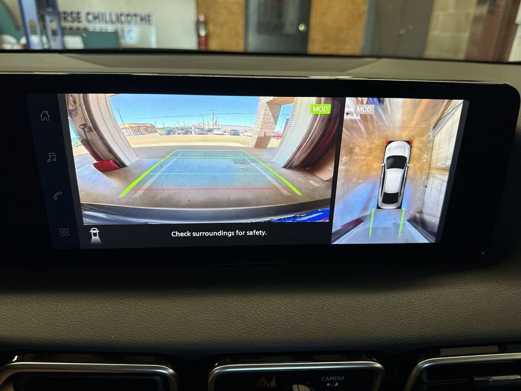 New 2026 Nissan Sentra SR w/ SR Premium Package FWD image 23