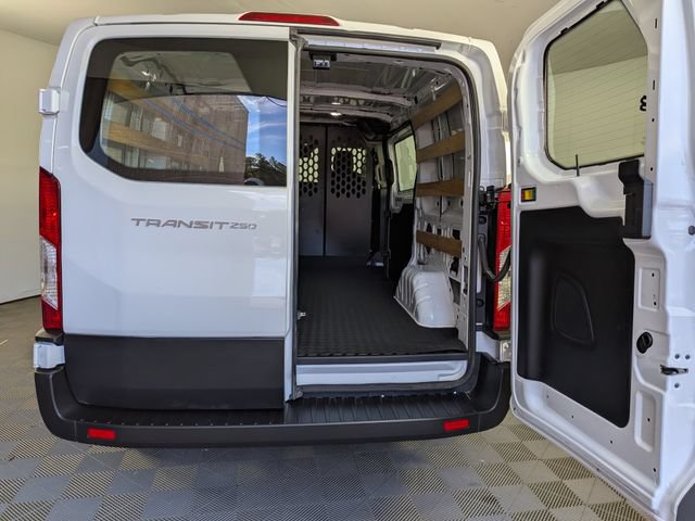 Used 2025 Ford Transit 250 Low Roof w/ Exterior Upgrade Package RWD image 10