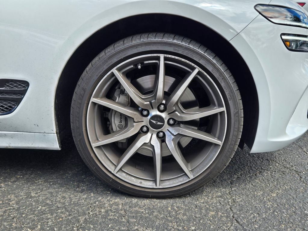 Used 2026 Genesis G70 2.5T AWD/4WD image 9