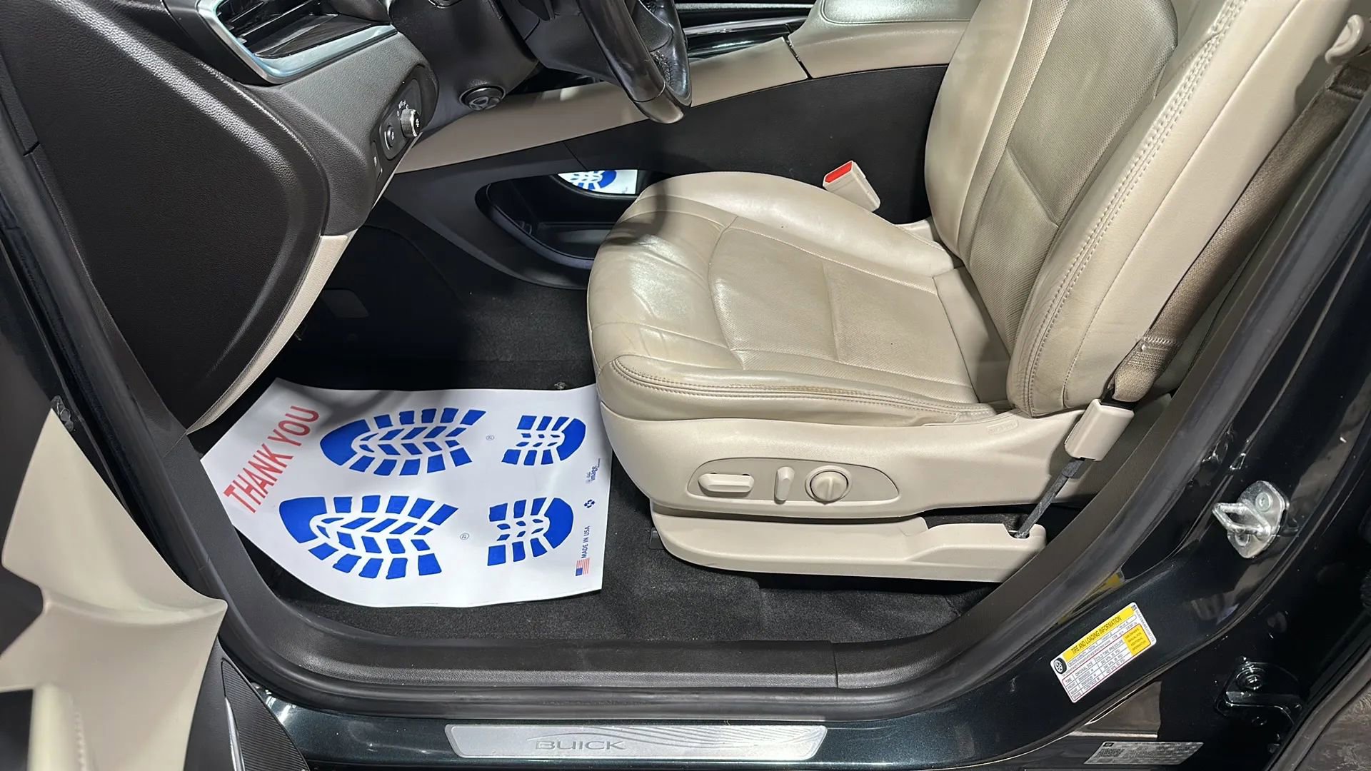 Used 2018 Buick Enclave Premium w/ Experience Buick Package AWD/4WD image 9