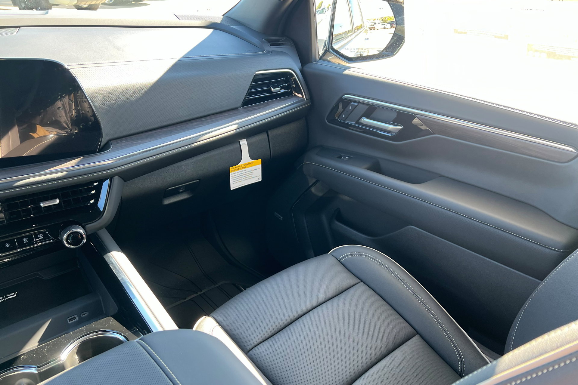 New 2026 Chevrolet Suburban Premier image 13