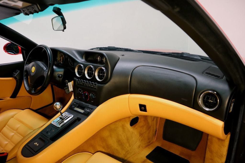 Used 1999 Ferrari 550 Maranello Coupe RWD image 29