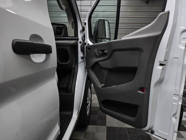 Used 2024 Ford Transit 250 Low Roof w/ Exterior Upgrade Package RWD image 29