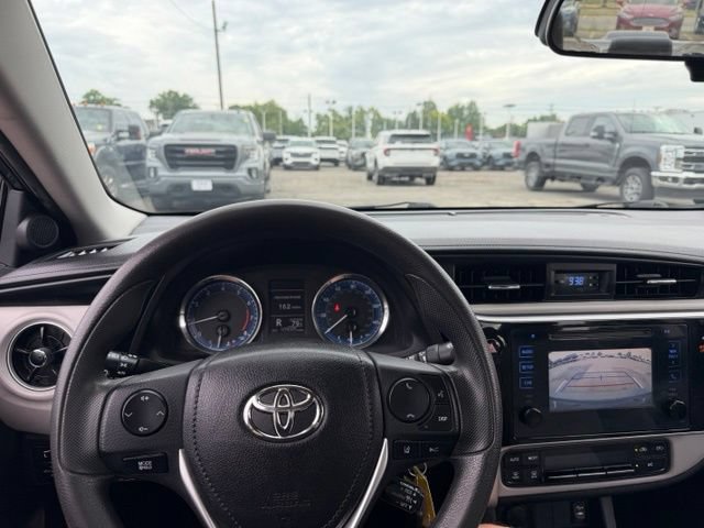 Used 2017 Toyota Corolla LE w/ Carpet Mat Package (TMS) FWD image 15