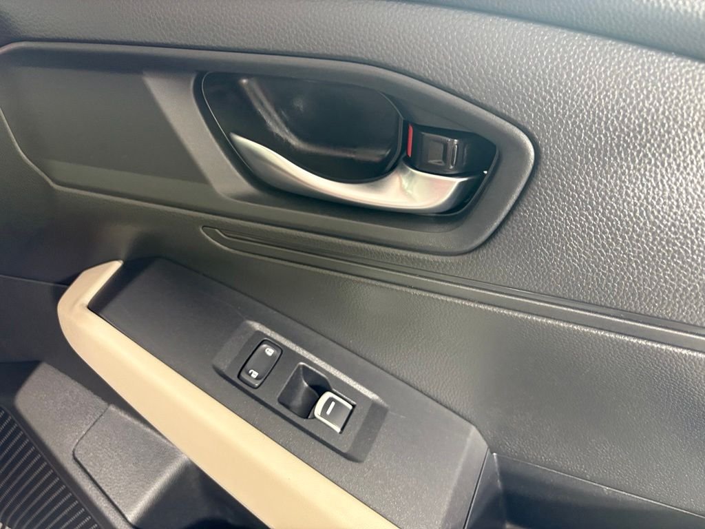 Used 2023 Honda Accord LX image 13