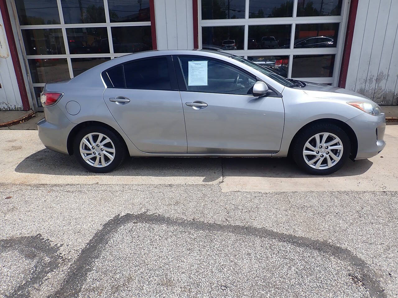 Used 2012 MAZDA MAZDA3 i Touring FWD image 22