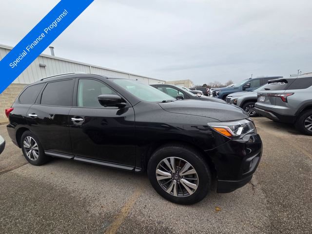 Used 2020 Nissan Pathfinder SL image 3