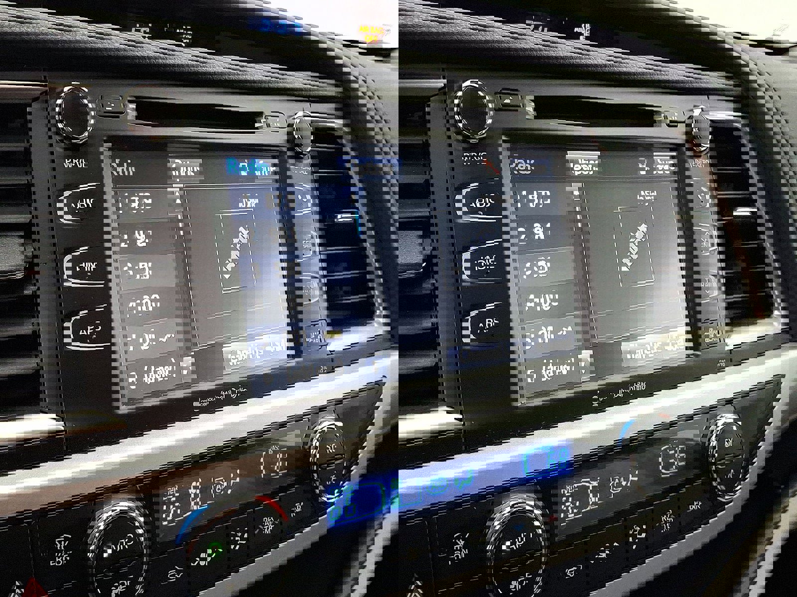 Used 2018 Toyota Highlander XLE AWD/4WD image 14