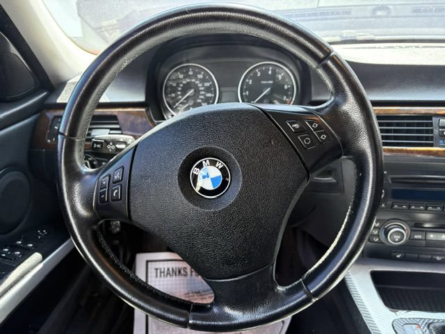 Used 2009 BMW 328i xDrive Sedan AWD/4WD image 23