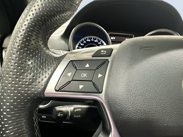 Used 2015 Mercedes-Benz GL 63 AMG 4MATIC image 17