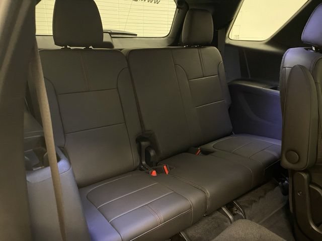 Used 2023 Chevrolet Traverse RS w/ LPO, Floor Liner Package AWD/4WD image 25