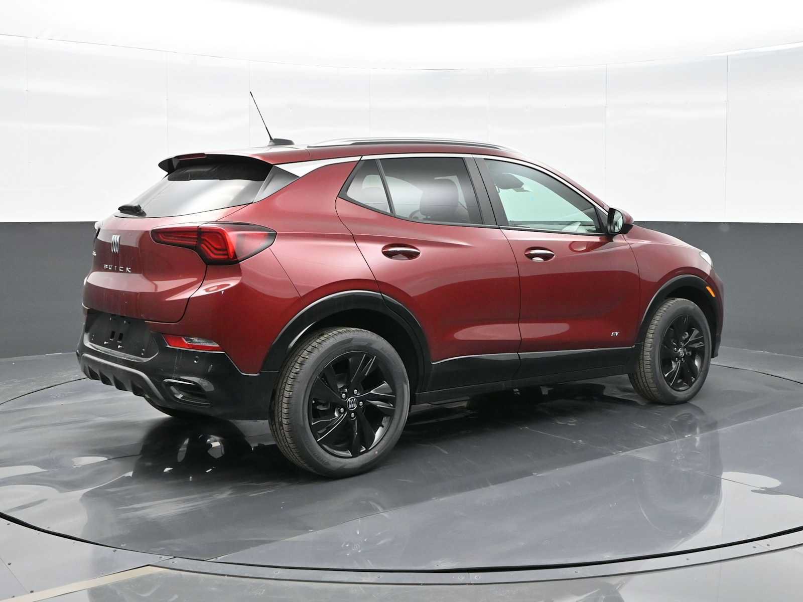 Used 2025 Buick Encore GX Sport Touring w/ Advanced Technology Package AWD/4WD image 8