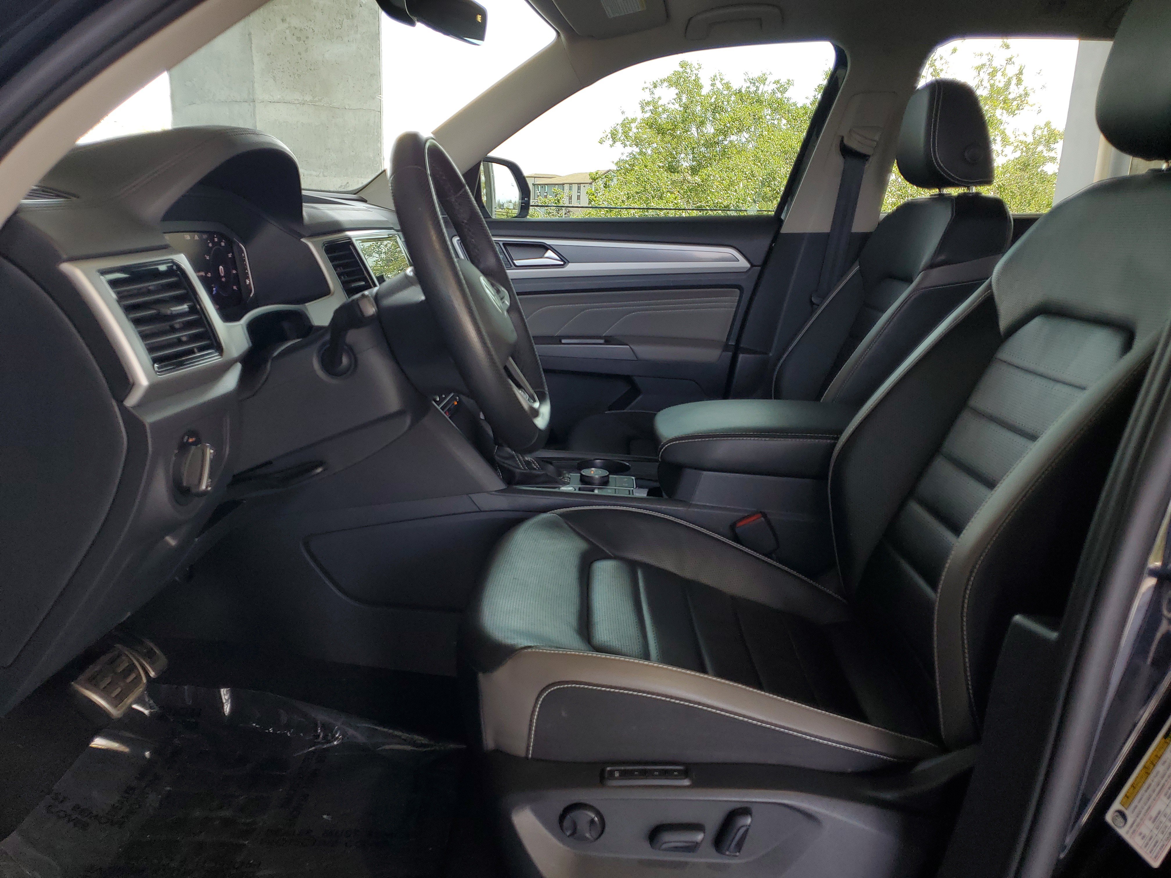 Used 2023 Volkswagen Atlas SEL Premium AWD/4WD image 18