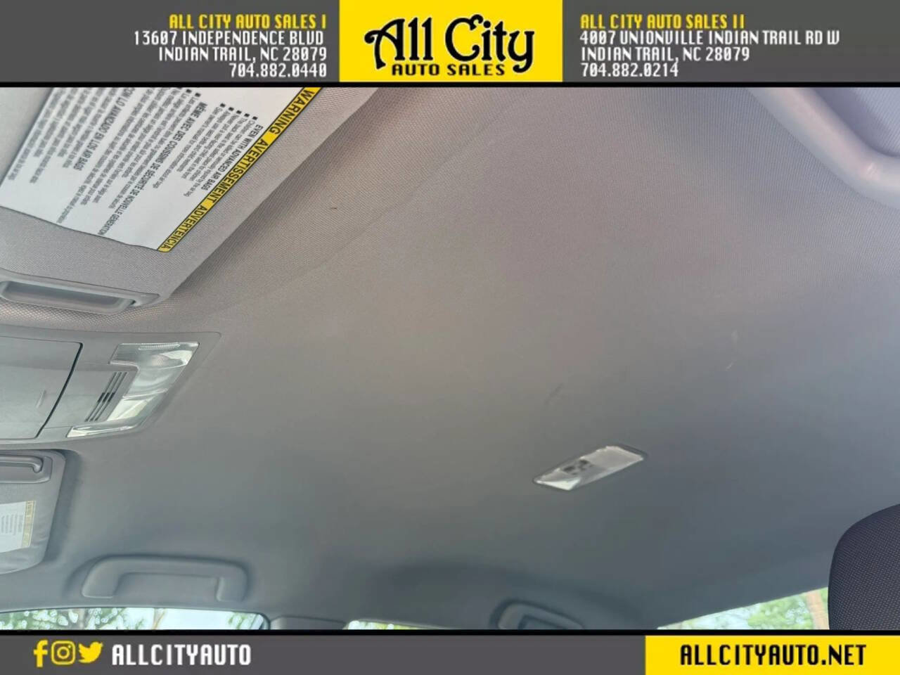 Used 2016 Toyota Camry LE FWD image 34