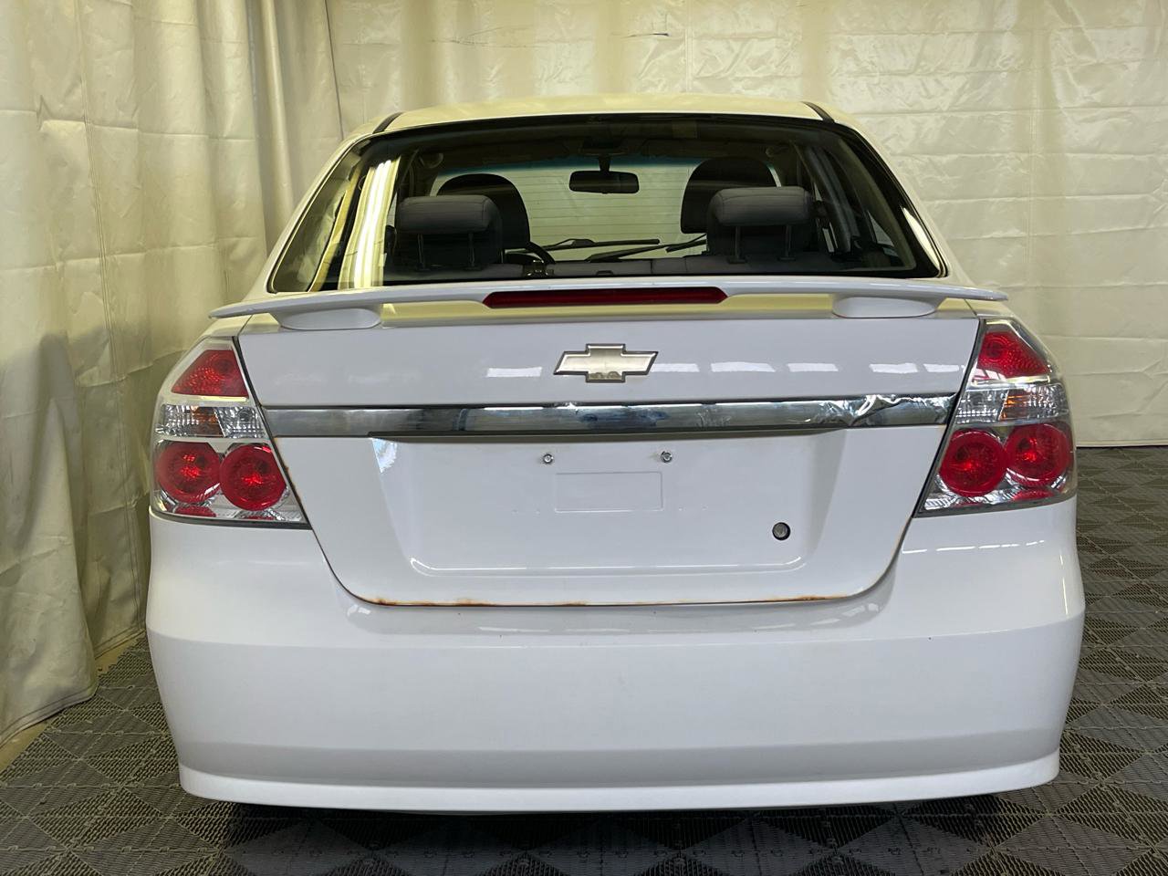 Used 2009 Chevrolet Aveo LT w/ Power and Convenience Package image 8