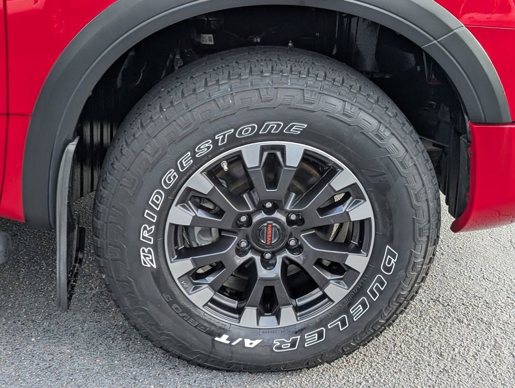 Used 2021 Nissan Titan PRO-4X w/ Pro-4x Convenience Package image 9