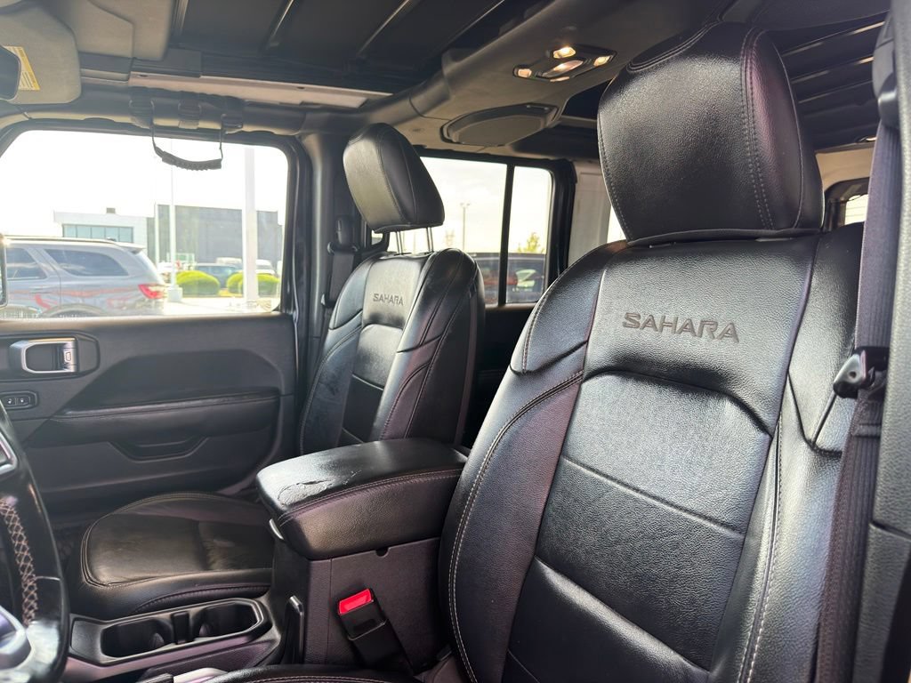 Used 2020 Jeep Wrangler Unlimited Sahara AWD/4WD image 13