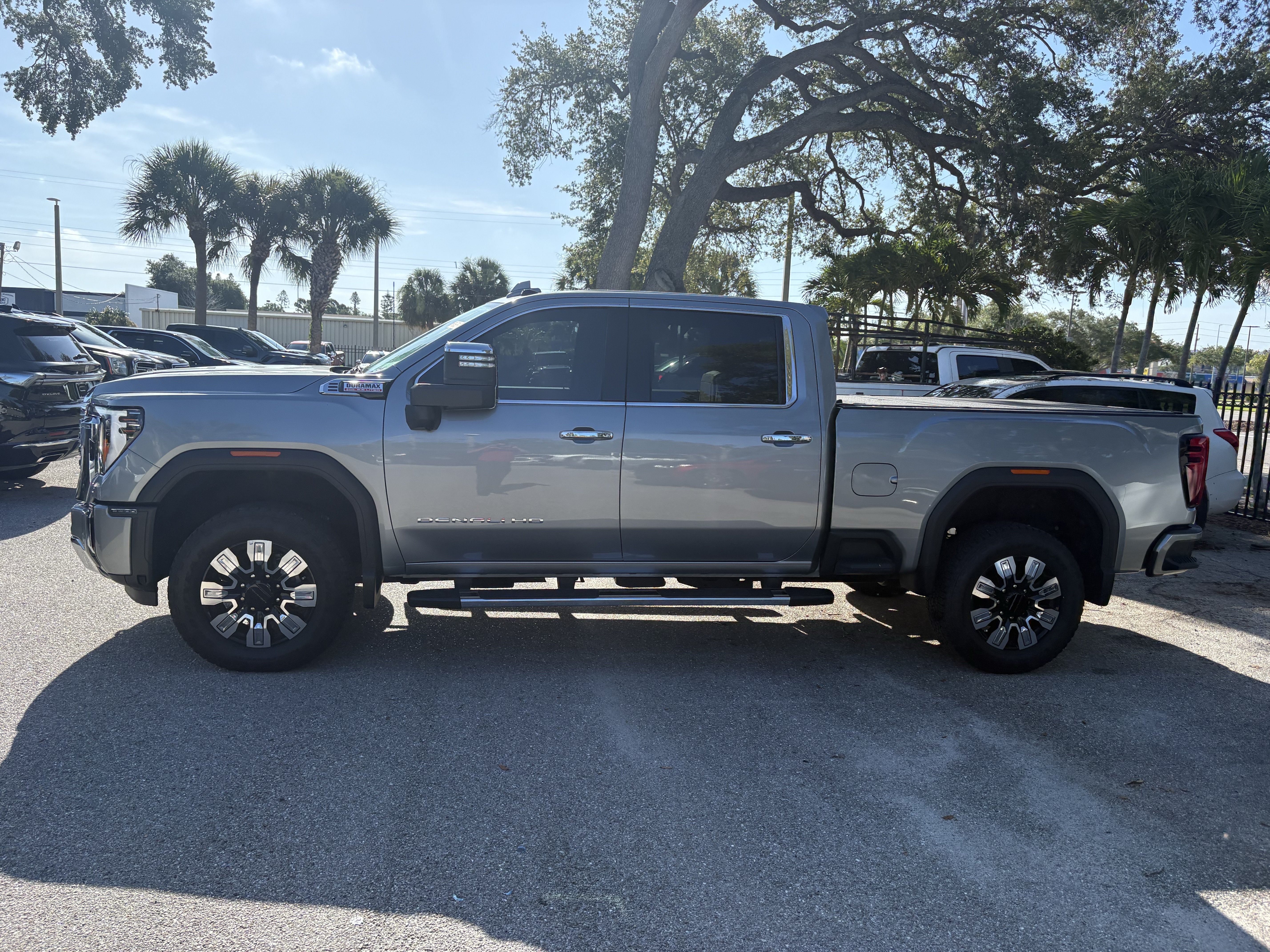 Certified 2024 GMC Sierra 3500 Denali w/ Technology Package AWD/4WD image 4